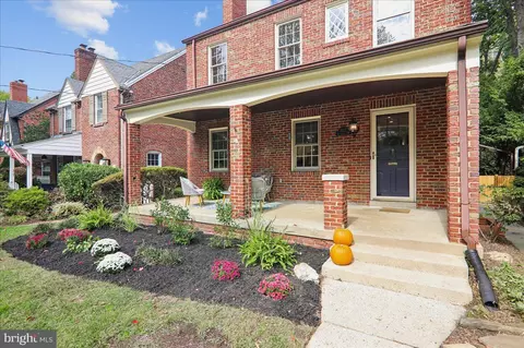 3127 Oliver St NW, Washington, DC 20015