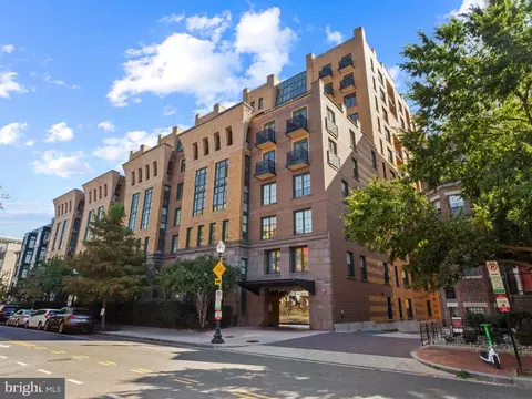 910 M St NW #1006, Washington, DC 20001