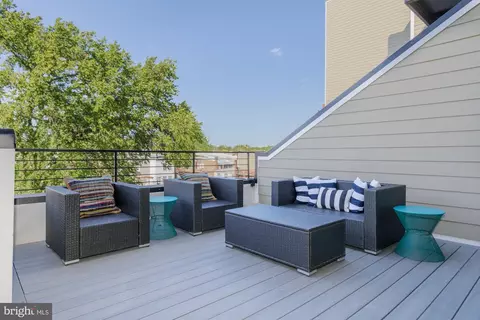 Exterior - 901 3rd St NE #302, Washington, DC 20002 photo 1 of 2