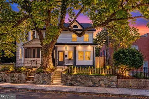 3330 Brothers Pl SE, Washington, DC 20032
