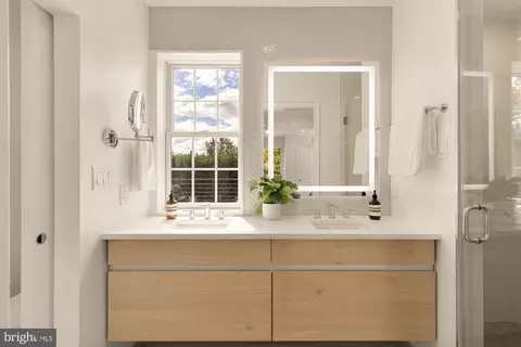 Bath - 3544 Appleton St NW, Washington, DC 20008 photo 5 of 10