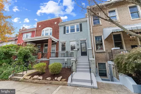 626 Otis Pl NW, Washington, DC 20010
