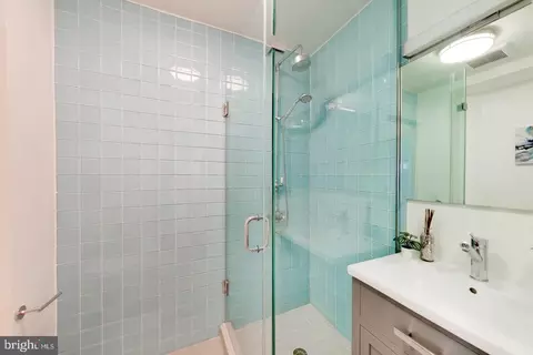 Bath - 2130 13th St NW, Washington, DC 20009 photo 2 of 4