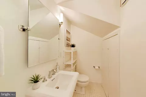 Bath - 2130 13th St NW, Washington, DC 20009 photo 3 of 4