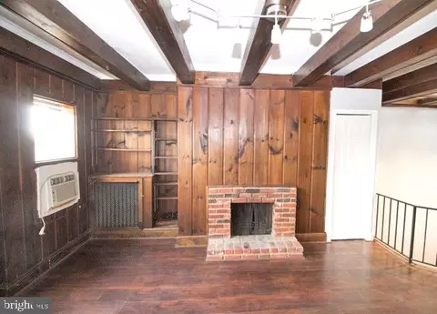 Living - 138 6th St NE, Washington, DC 20002 photo 1 of 2