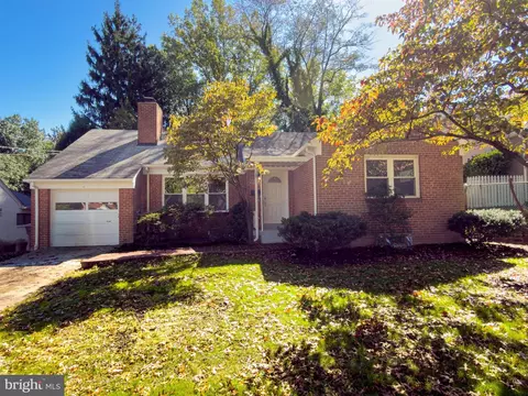7015 Western Ave NW, Washington, DC 20015