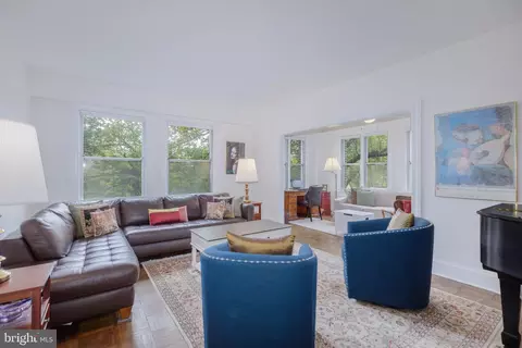 4000 Cathedral Ave NW #501B, Washington, DC 20016
