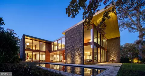 3125 Chain Bridge Rd NW, Washington, DC 20016
