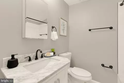Other - 407 Independence Ave SE, Washington, DC 20003 photo 5 of 7