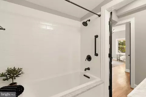 Bath - 407 Independence Ave SE, Washington, DC 20003 photo 3 of 3