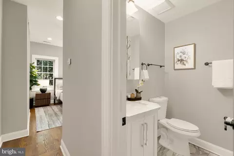 Entry Way - 407 Independence Ave SE, Washington, DC 20003 photo 9 of 9