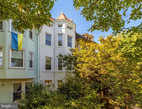 3318 Mt Pleasant St NW, Washington, DC 20010