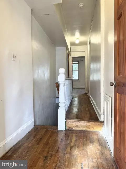 Entry Way - 2252 12th St NW, Washington, DC 20009 photo 4 of 8