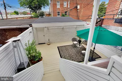 Exterior - 2030 16th St NW #2, Washington, DC 20009 photo 3 of 11