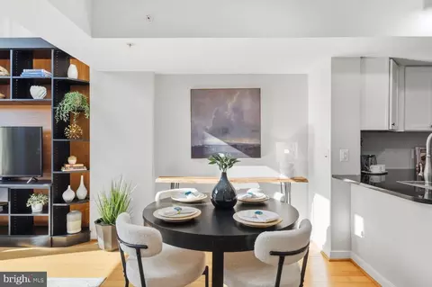 Dining - 616 E Street St NW #1151, Washington, DC 20004 photo 2 of 2