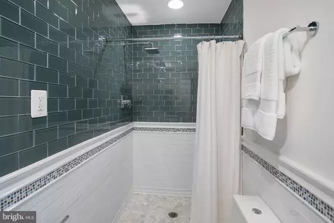 Bath - 1307 Wallach Pl NW, Washington, DC 20009 photo 2 of 3