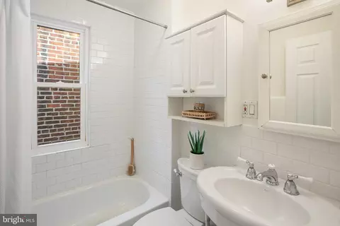 Bath - 1307 Wallach Pl NW, Washington, DC 20009 photo 3 of 3