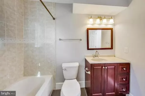 Bath - 1145 46th Pl SE, Washington, DC 20019 photo 3 of 5