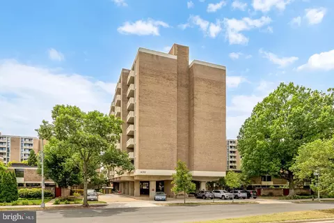 430 M St SW #N807, Washington, DC 20024