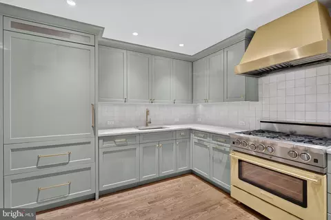 Kitchen - 154 11th St SE, Washington, DC 20003 photo 4 of 4