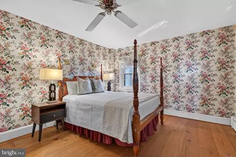 Bedroom - 154 11th St SE, Washington, DC 20003 photo 1 of 12