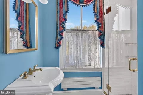 Bath - 154 11th St SE, Washington, DC 20003 photo 1 of 6