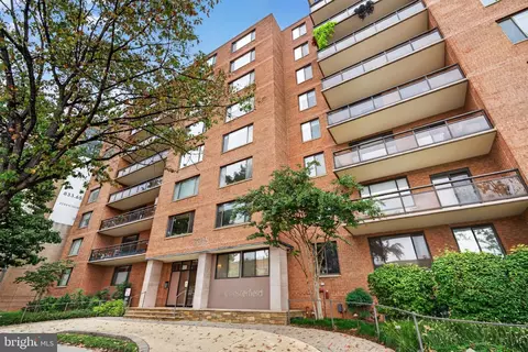 3315 Wisconsin Ave NW #105, Washington, DC 20016