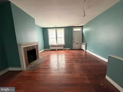 Living - 1231 33rd St NW, Washington, DC 20007 photo 3 of 3