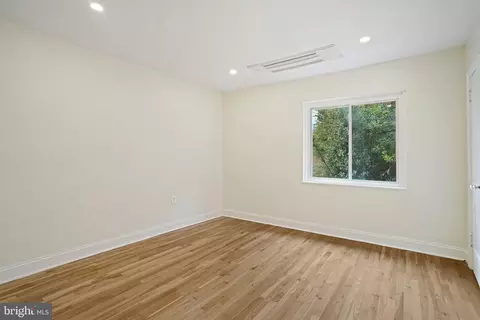 Bedroom - 28 35th St NE, Washington, DC 20019 photo 2 of 5