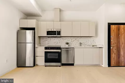 2117 M St NE #1, Washington, DC 20002 photo 4