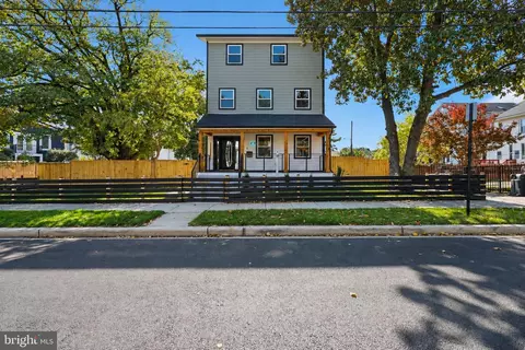1210 Farragut St NW, Washington, DC 20011