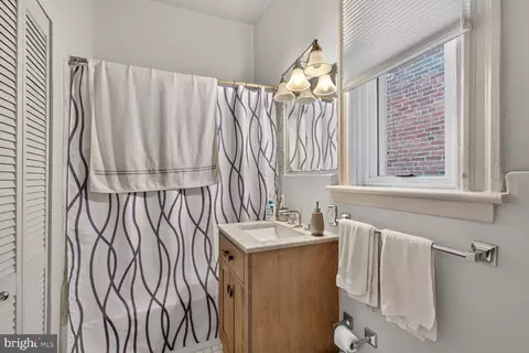 Bath - 1911 NW S St NW, Washington, DC 20009 photo 2 of 4
