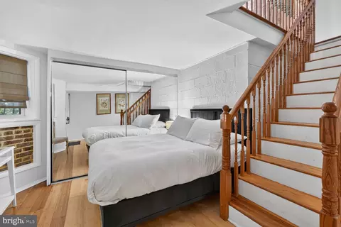 Bedroom - 1911 NW S St NW, Washington, DC 20009 photo 4 of 4