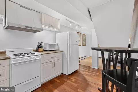 Kitchen - 1911 NW S St NW, Washington, DC 20009 photo 3 of 3