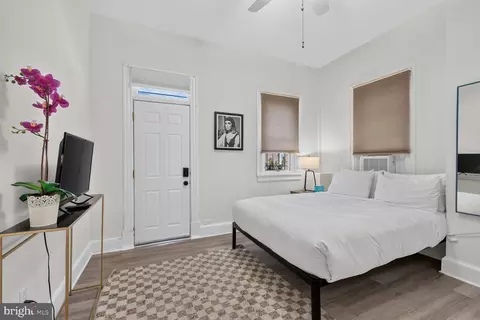 Bedroom - 1911 NW S St NW, Washington, DC 20009 photo 3 of 4