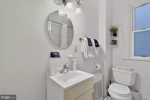 Bath - 1911 NW S St NW, Washington, DC 20009 photo 3 of 4