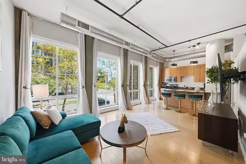 301 Massachusetts Ave NW #204, Washington, DC 20001