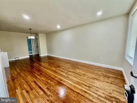Living - 217 Webster St NE, Washington, DC 20011 photo 2 of 4