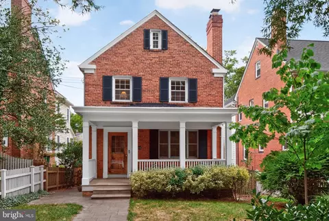 6136 30th St NW, Washington, DC 20015
