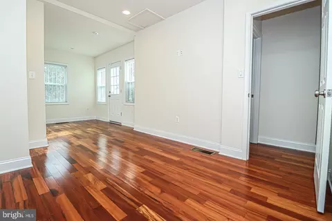 Living - 1217 18th St NE, Washington, DC 20002 photo 5 of 8
