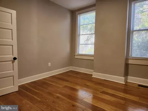 Other - 715 15th St SE, Washington, DC 20003 photo 3 of 5