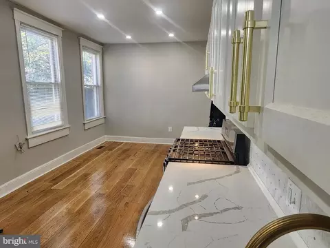 Kitchen - 715 15th St SE, Washington, DC 20003 photo 2 of 5