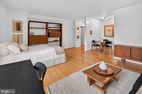 950 25th St NW #115N, Washington, DC 20037