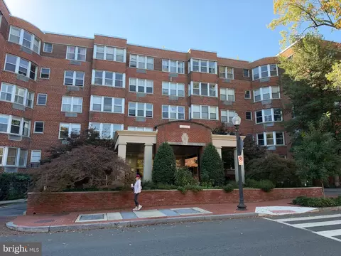 2500 Q St NW #206, Washington, DC 20007