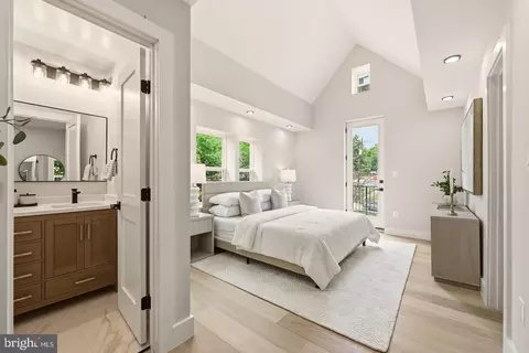 418 Allison St NW, Washington, DC 20011