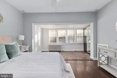 Bedroom - 1533 Foxhall Rd NW, Washington, DC 20007 photo 3 of 6