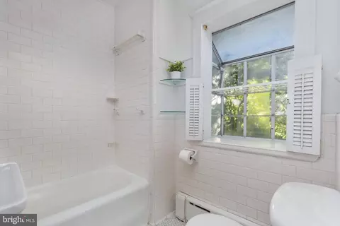 Bath - 1533 Foxhall Rd NW, Washington, DC 20007 photo 1 of 2