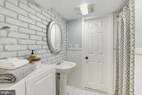Bath - 3620 T St NW, Washington, DC 20007 photo 2 of 2