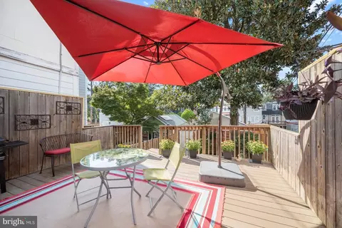Exterior - 3620 T St NW, Washington, DC 20007 photo 3 of 3