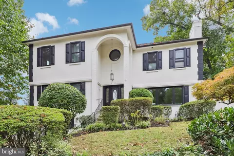 2110 Sudbury Pl NW, Washington, DC 20012